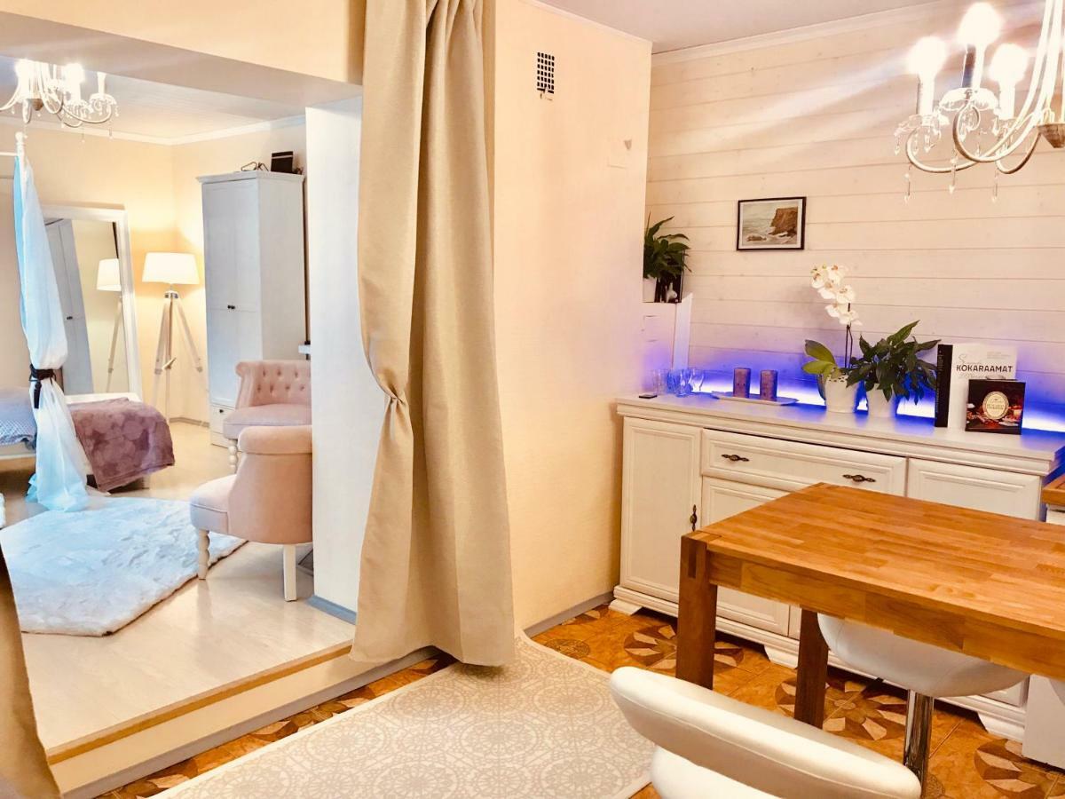 Cozy City Studio Apartment Free Parking ทาลลินน์ ภายนอก รูปภาพ